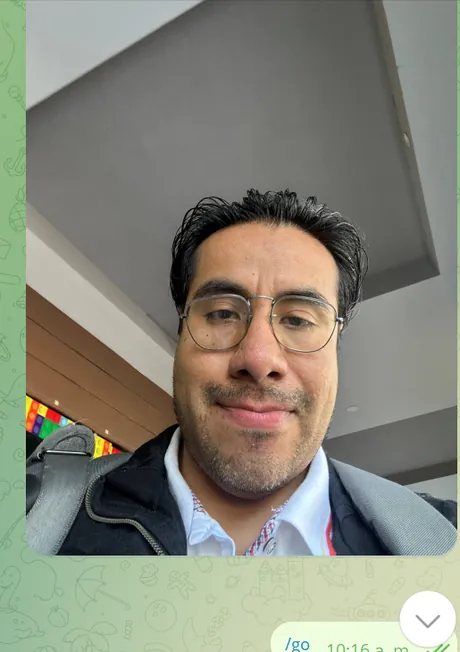Confirmación de entrada con evidencia fotográfica